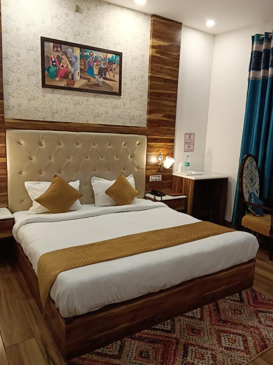 Hotel D Plaza Zirakpur Exterior photo